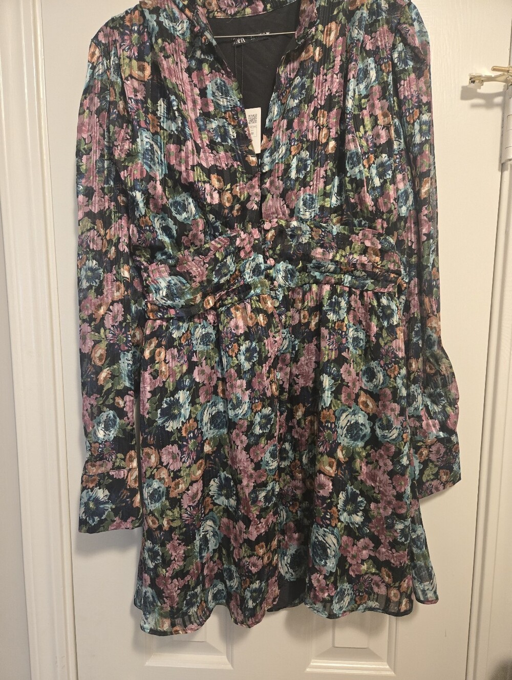 Zara Black Floral V-Neck Long Sleeve Mini Dress with Pink & Blue Flowers